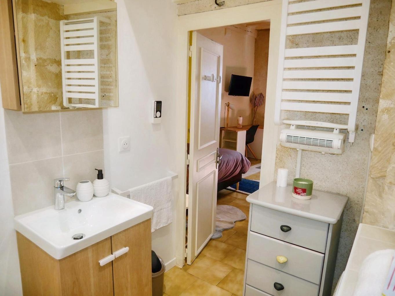 Charme & Calme A 200M Du Chateau บลัวส์ ภายนอก รูปภาพ