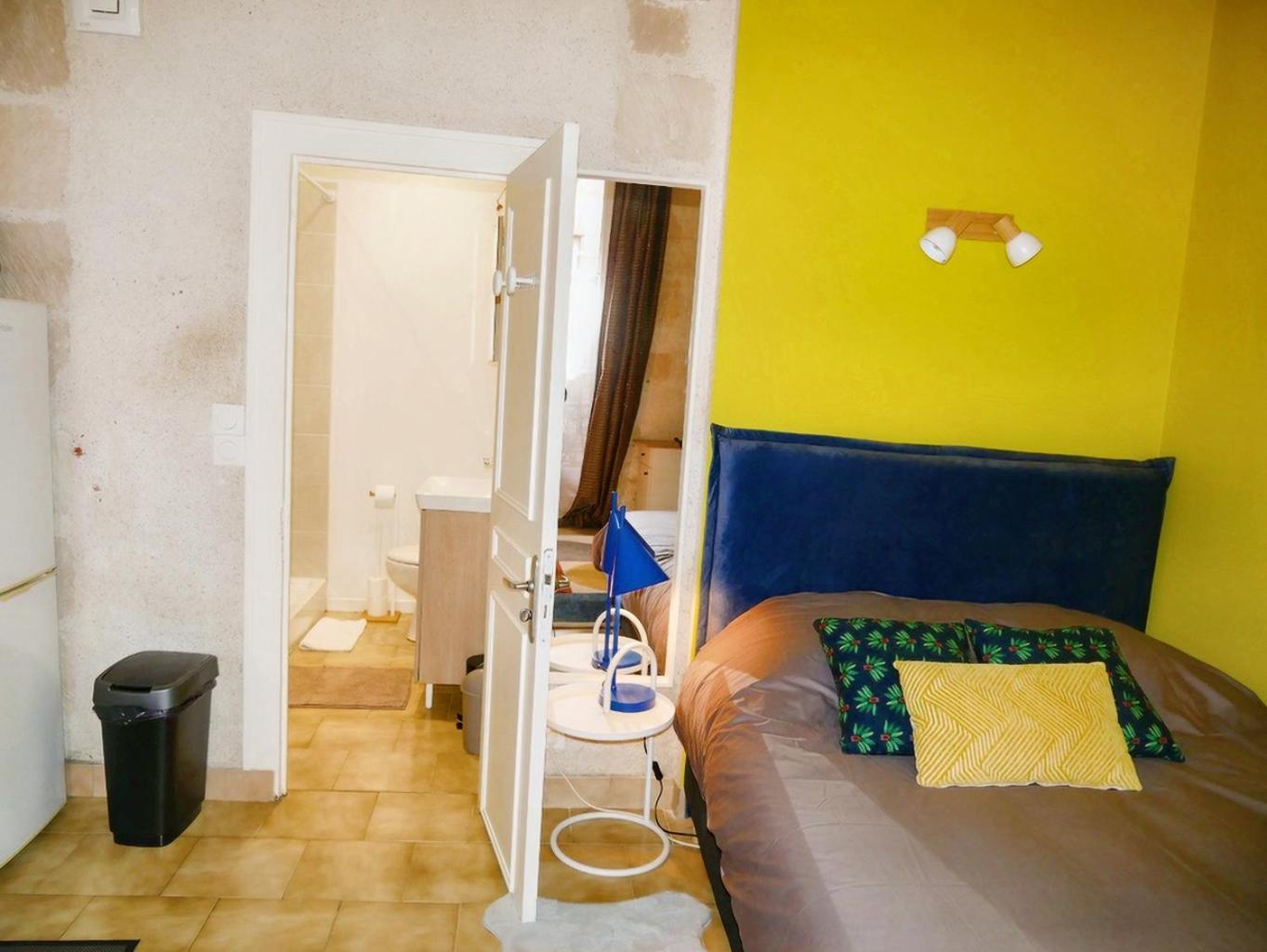Charme & Calme A 200M Du Chateau บลัวส์ ภายนอก รูปภาพ